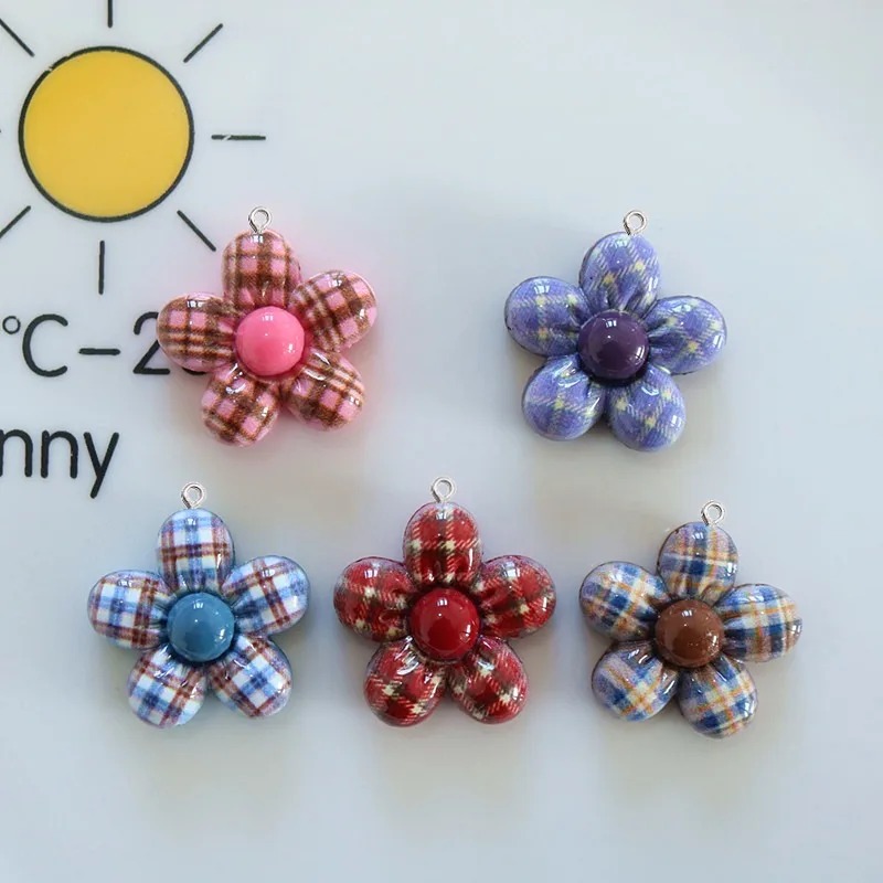 Resin Craft Material - 10 szt. Słodkie kwiatowe zawieszki z