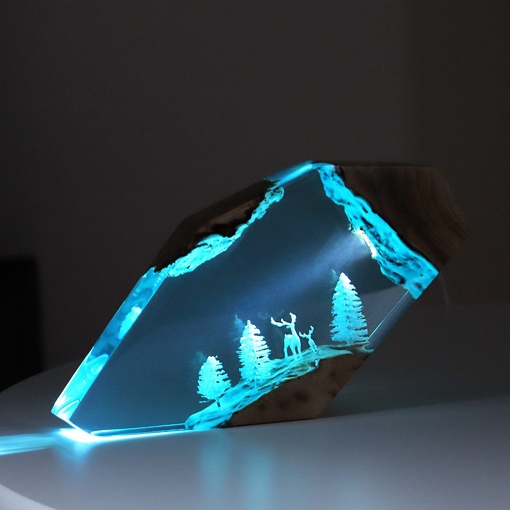 Resin Crafts - Leśna Wróżka Jeleń Ozdoba na Biurko